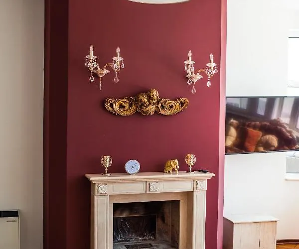 Piano With Stunning View, Heated Outdoor Pool & Gaming Opatija